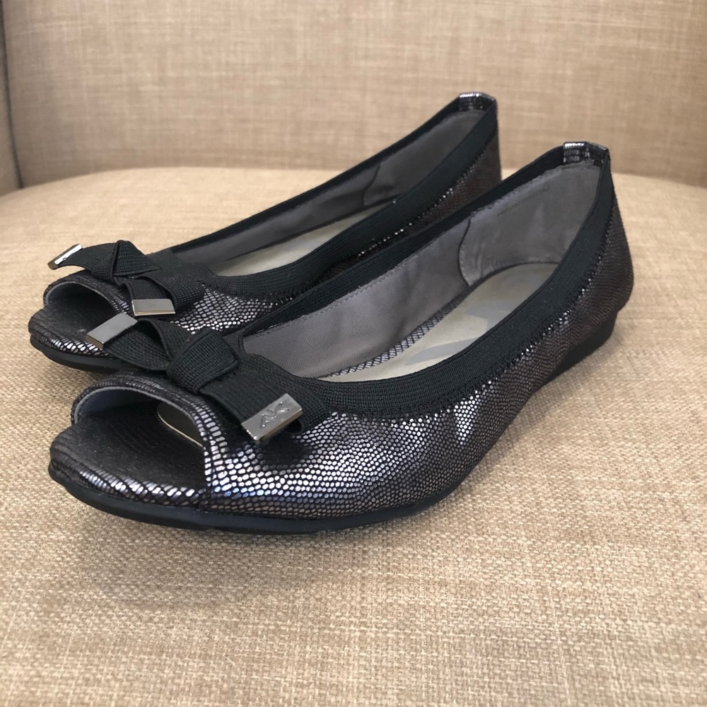 New AK peep toe flats with bow